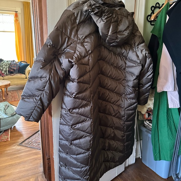 Lands' End Brown Quilted Long Puffer Jacket - Like New - Picture 3 of 16